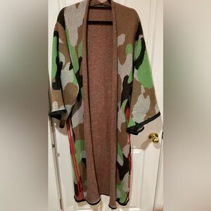 🔥 Statement Camo Duster Cardigan – Cozy & Chic 🔥